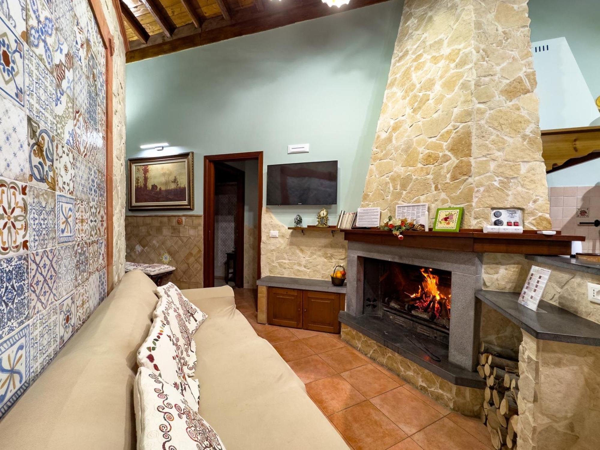 Villa Del Gelso Chalet Nel Parco Delletna Mascali Dış mekan fotoğraf
