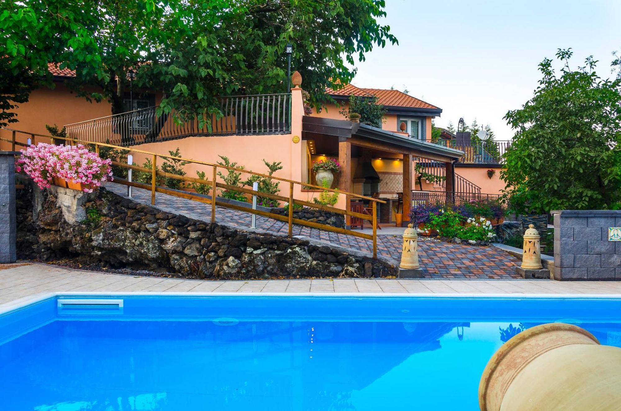Villa Del Gelso Chalet Nel Parco Delletna Mascali Dış mekan fotoğraf