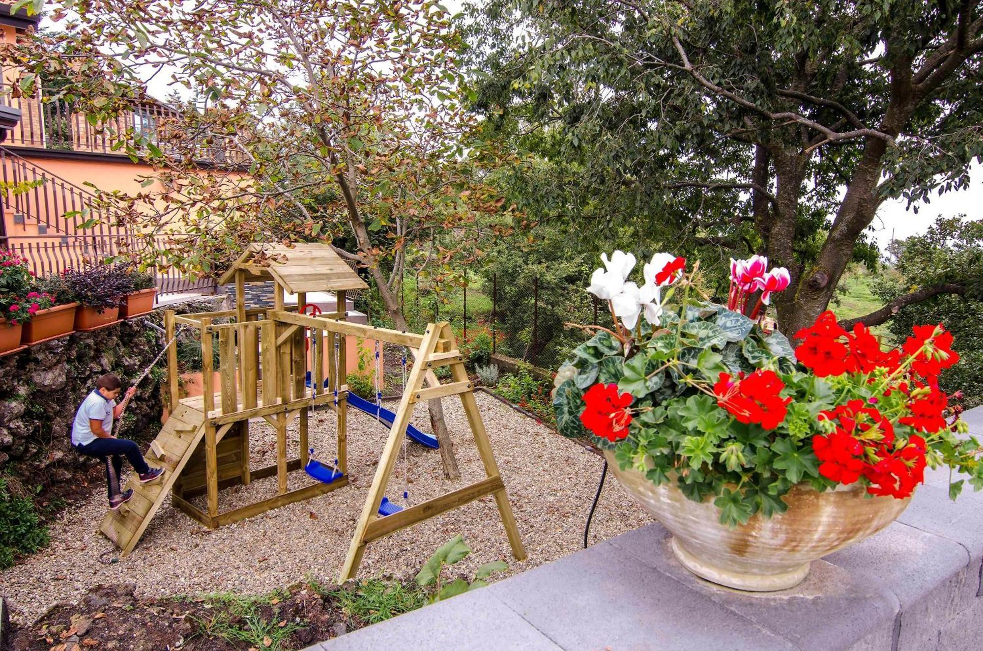 Villa Del Gelso Chalet Nel Parco Delletna Mascali Dış mekan fotoğraf